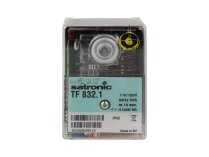 Honeywell TF832.1 110V burner automation.
